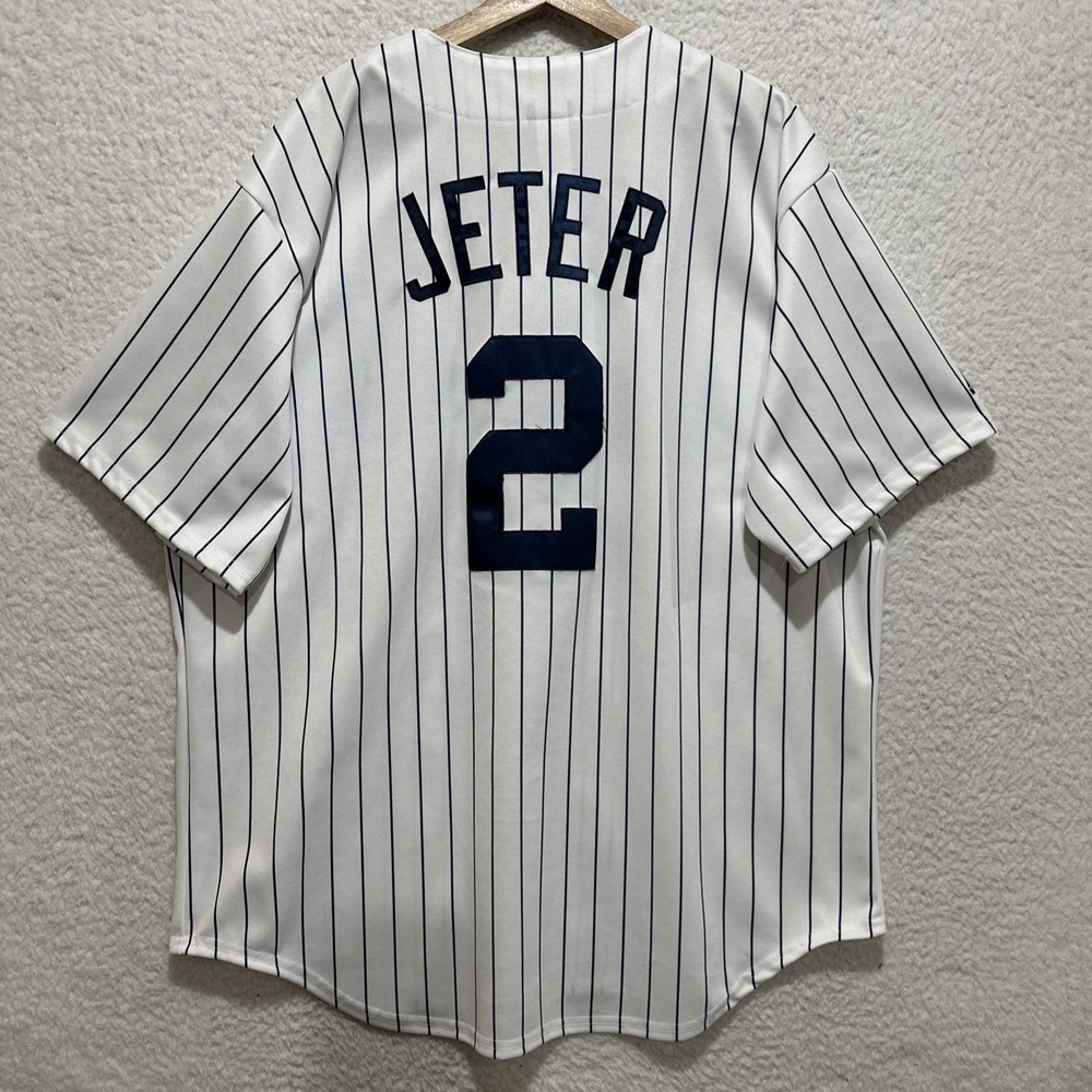 Derek Jeter Jersey #2 Size XL Majestic New York Yankees Pin Stripe Baseball